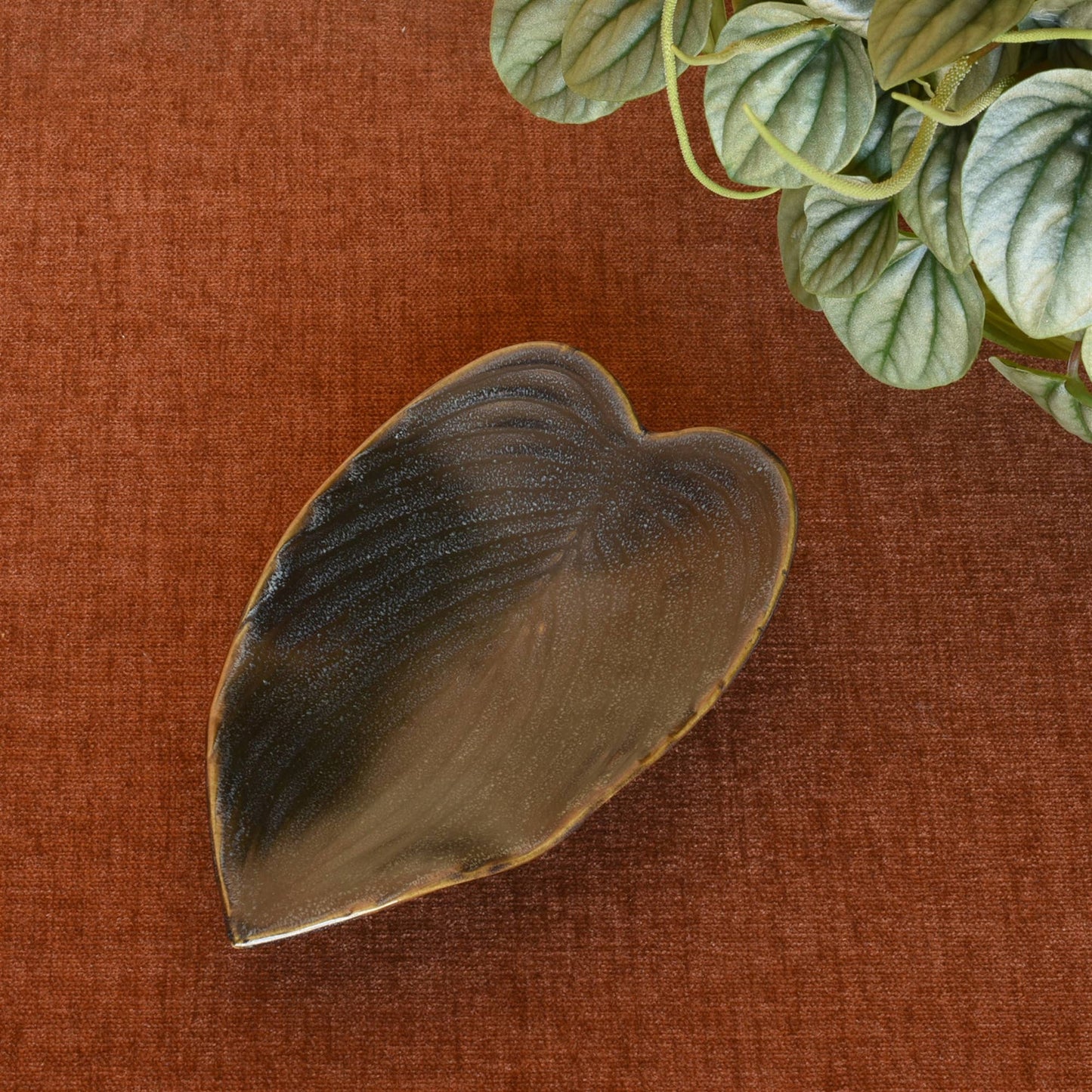Begonia Leaf Tray, Ceramic - Sm - Bronze