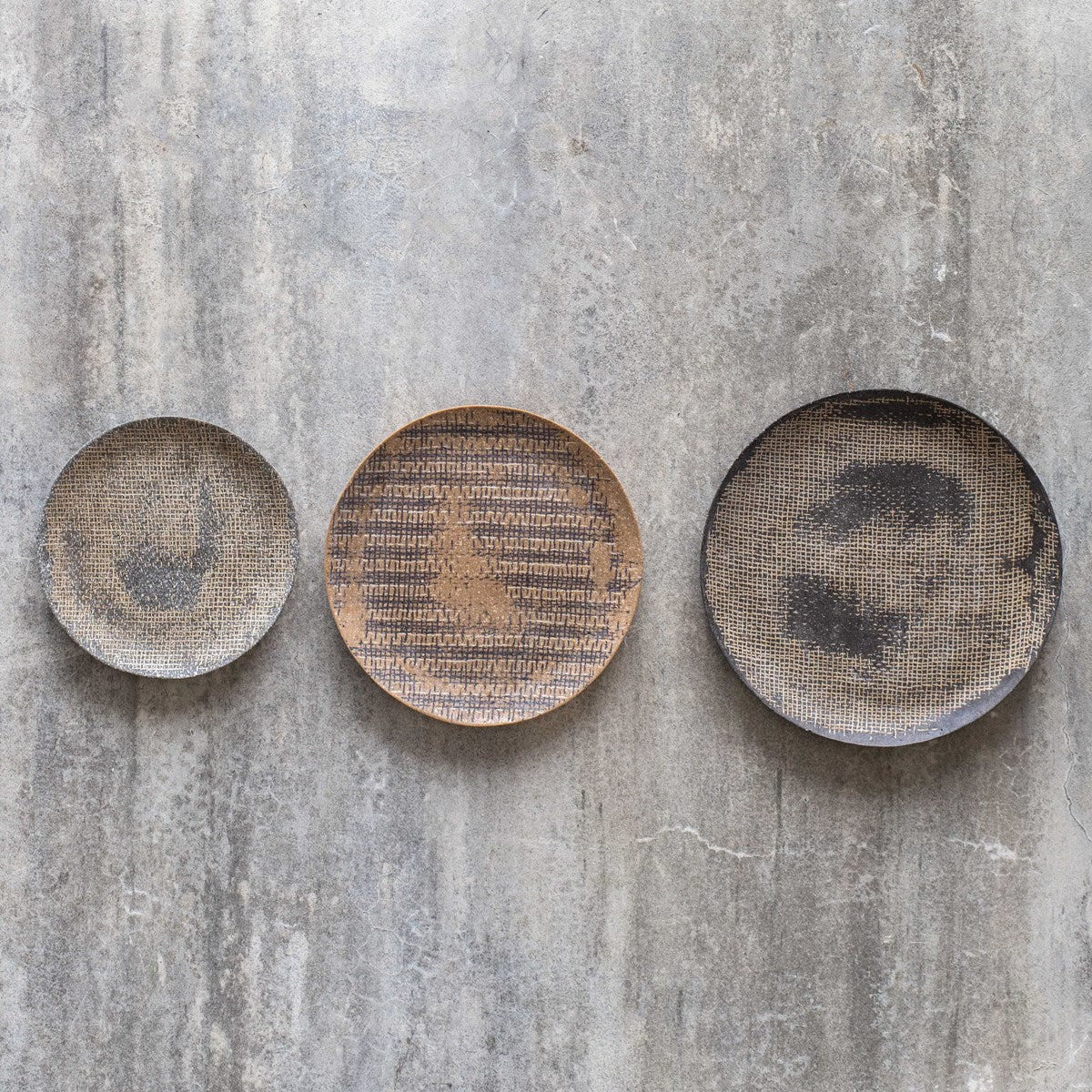 Gaia Textured Stone Decor