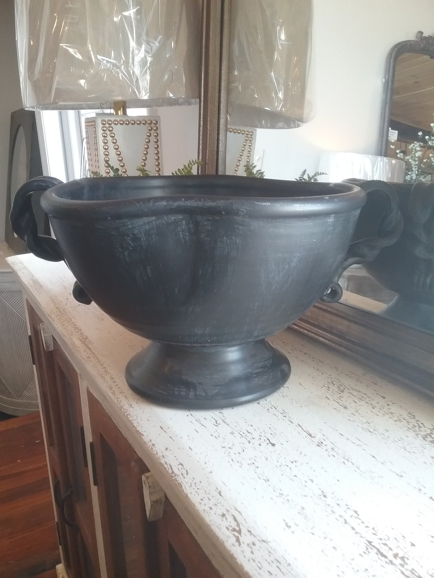 4 Handle Bowl - Black