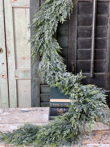 Bent Bough Cedar Garland 6'