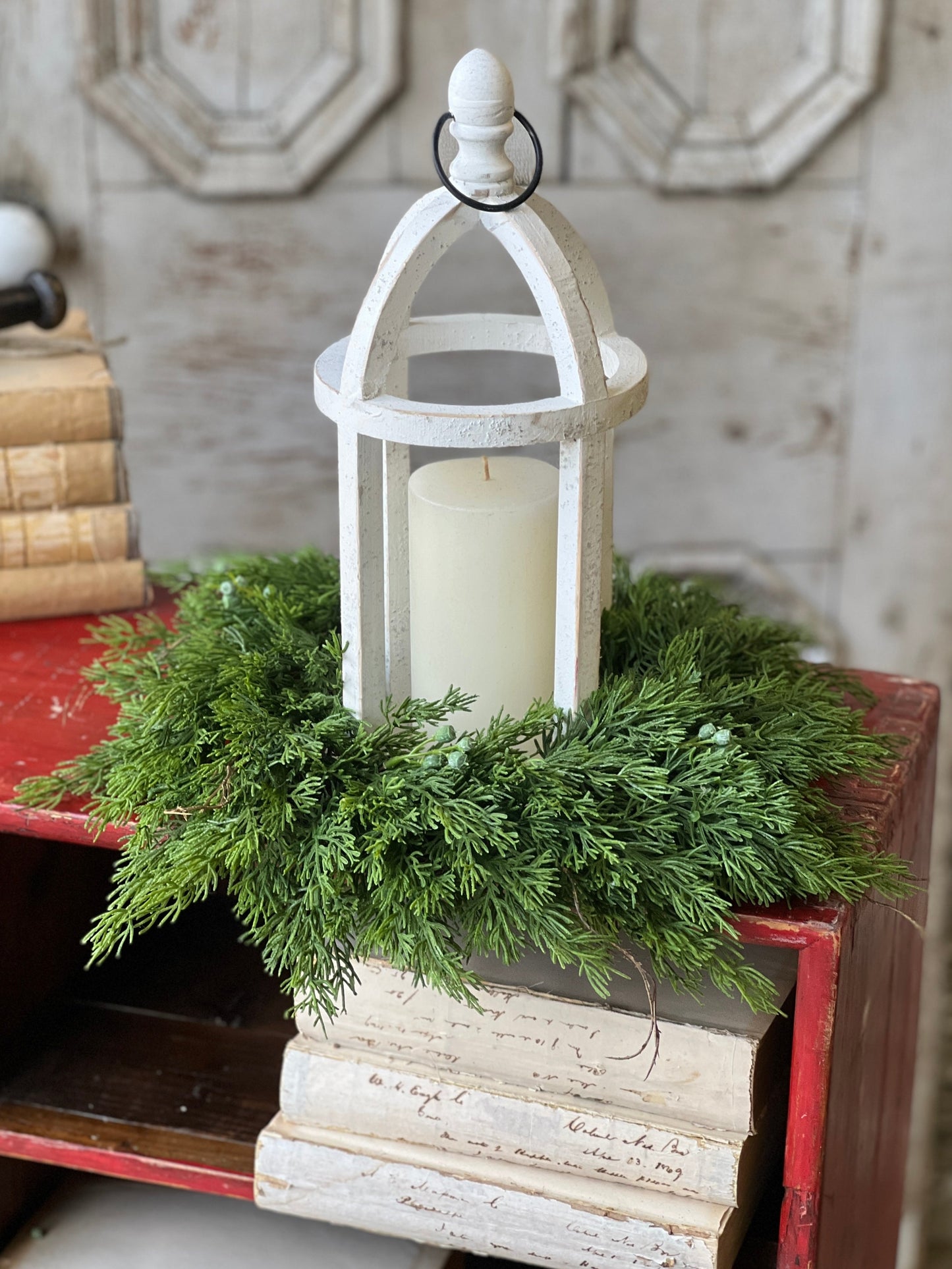 Dripping Cedar Candle Ring