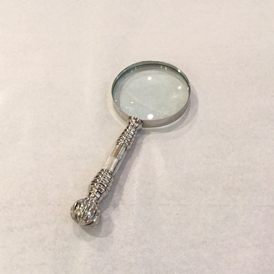 Vintage Magnifying Glass - Mother of Pearl