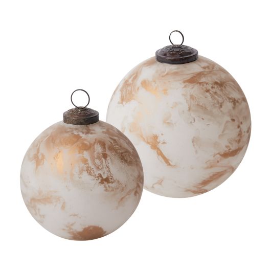 WONDEROUS ORNAMENT