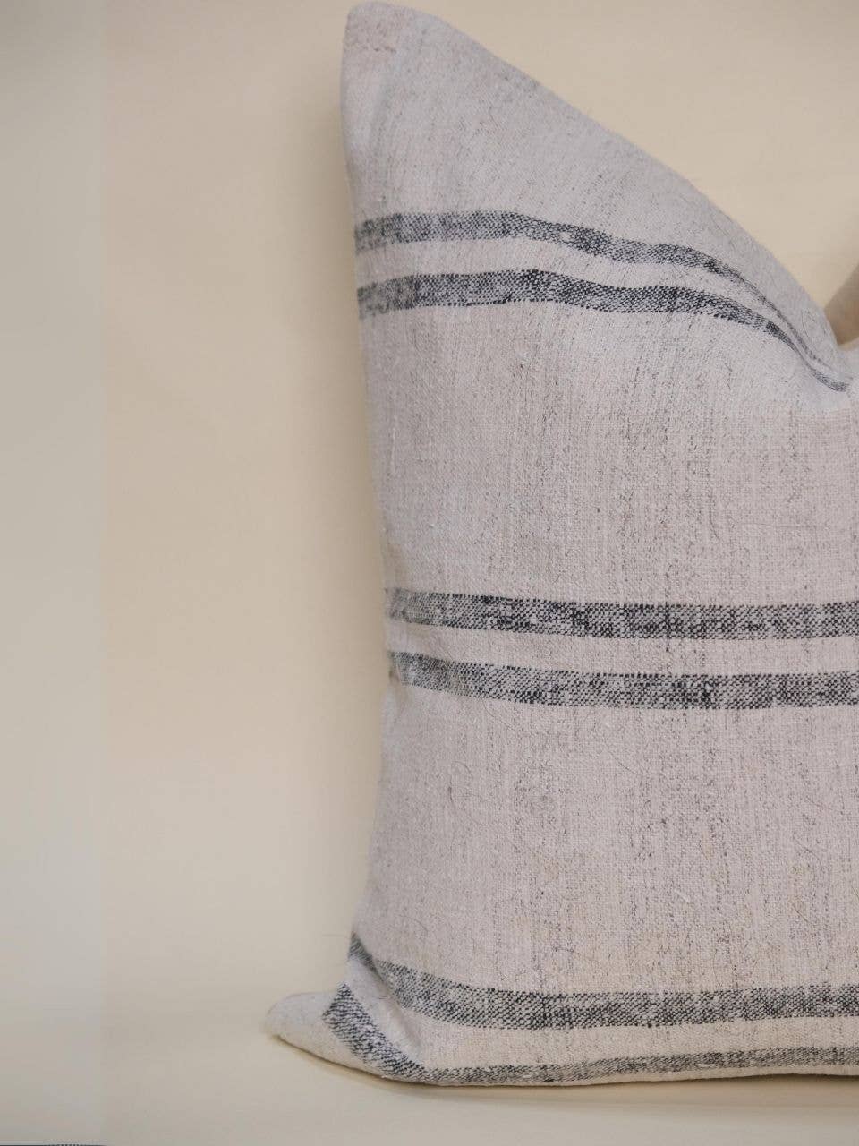 Ekin Kilim Pillow
