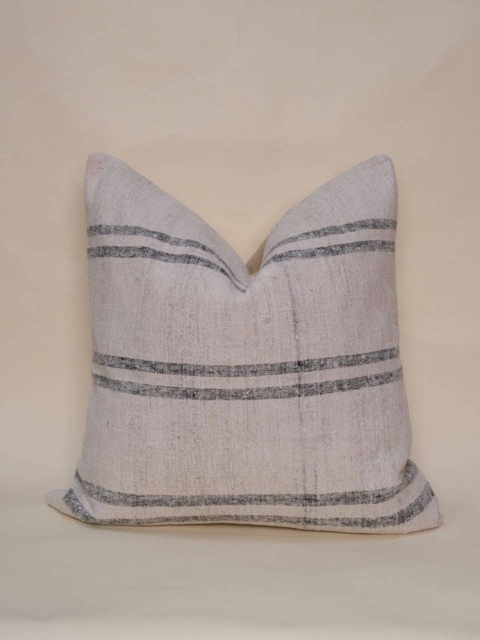 Ekin Kilim Pillow