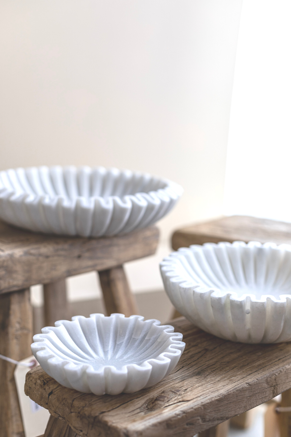 Marble Fluted Scalloped Bowls: Small 6x6 inches