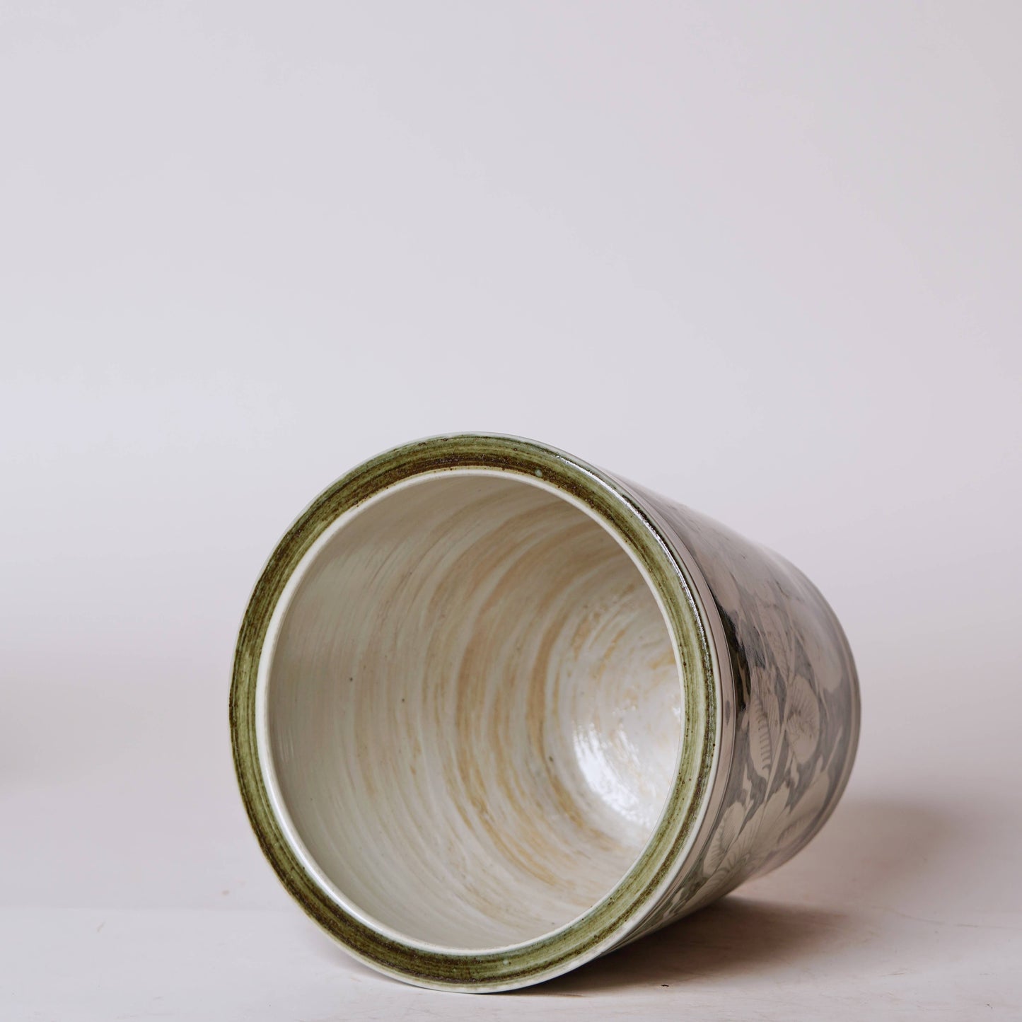 Grey and White Porcelain Rustic Rose Planter