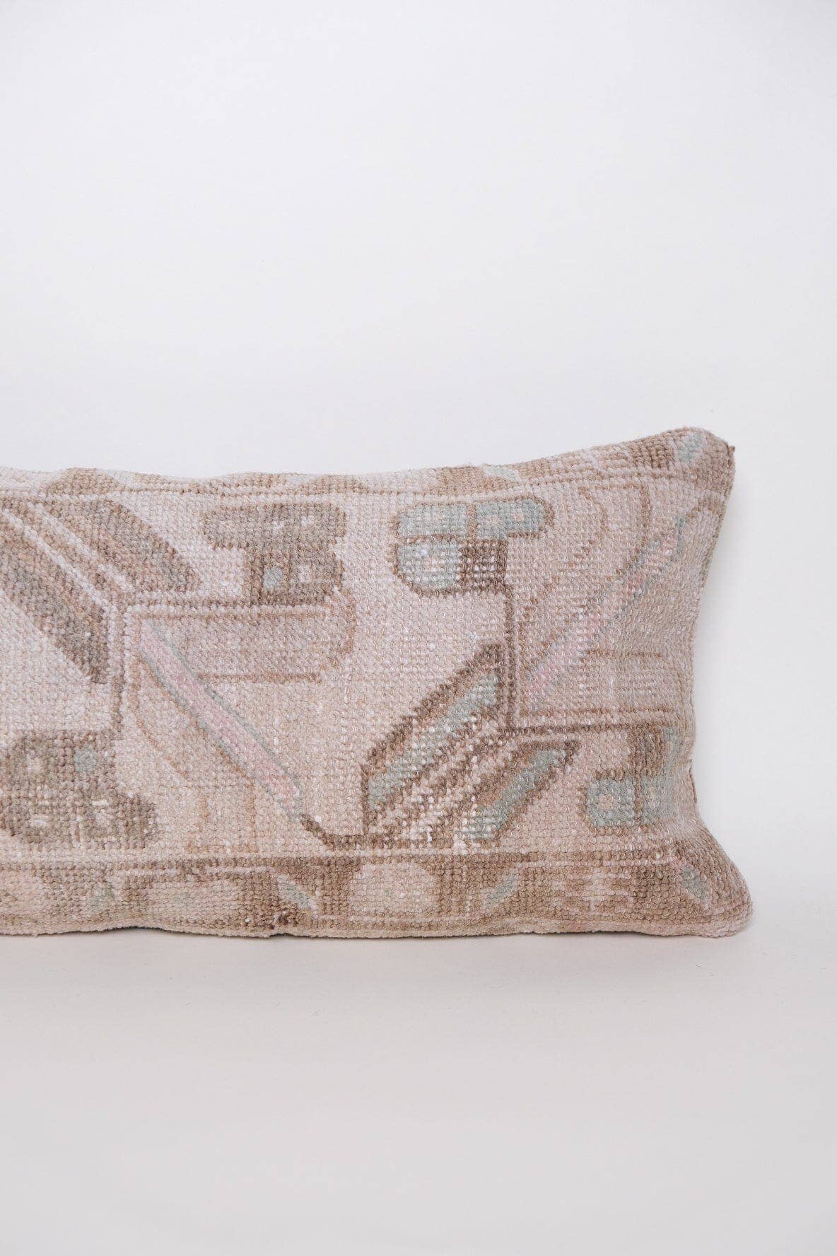 Senna Turkish Vintage Rug Lumbar