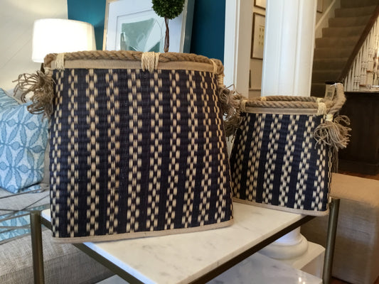 Wicker Basket w Rope Handles