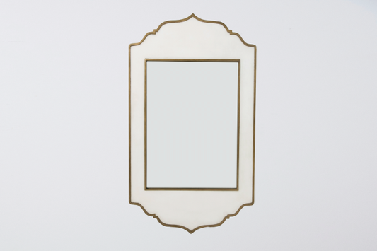 Villa Mirror